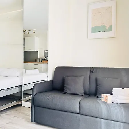 Apartment Le Palm - Bord De - Cannes